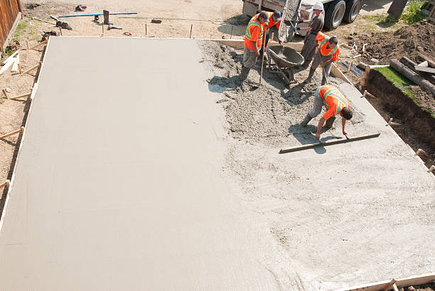 Best Concrete Flooring Contractor  in Veedersburg, IN